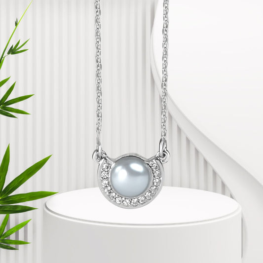 Silver Classic Pearl Pendant for DIVAs